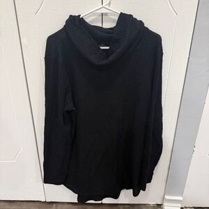 St. JOhn's Bay Black Waffle Knit Cowl Neck Long Sleeve Shirt